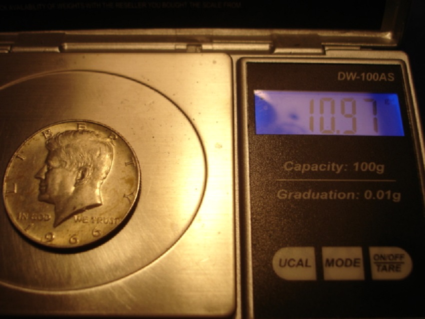 Underweight-And-Overweight-1966-P-Kennedy-Half-Dollars.